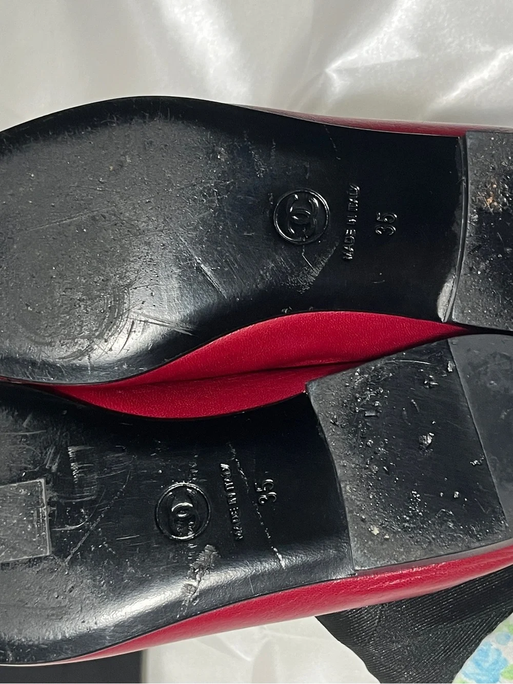 CHANEL Red Leather CC Logo Ballet Flats